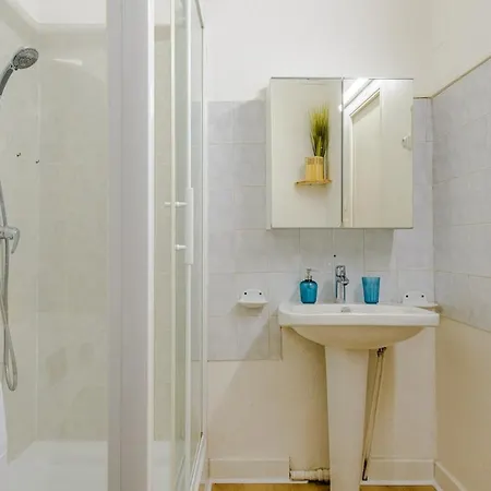 Apartamento Design Sur La Rue Droite Au Centre-ville