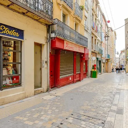 Lejlighed Design Sur La Rue Droite Au Centre-ville *